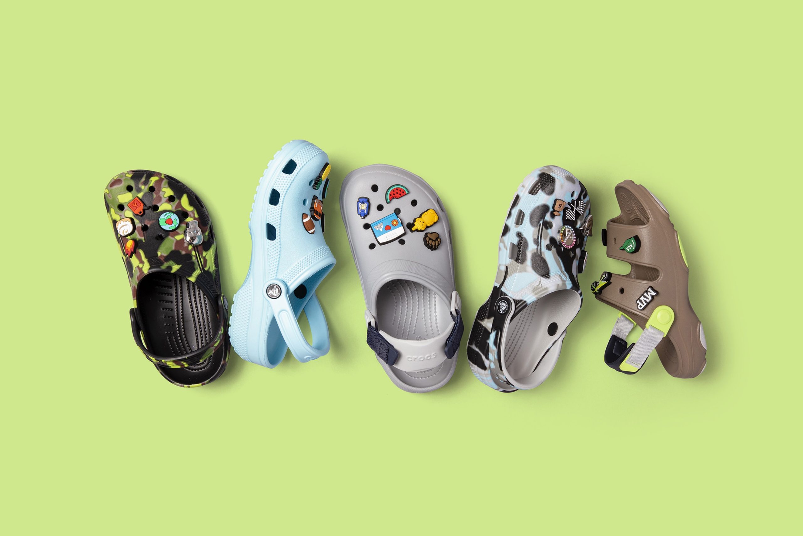 Crocs多款洞洞鞋展示